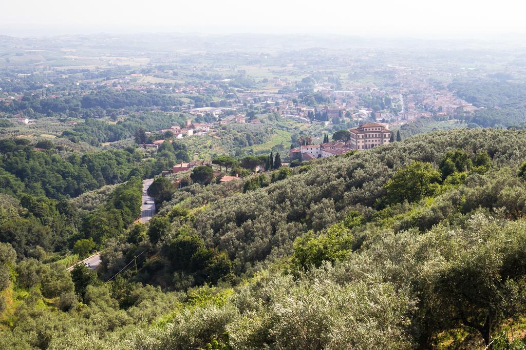 Villa Borgo Dei Gigli Lamporecchio Exterior foto